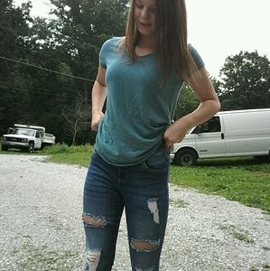 Meet your Posher, Madison